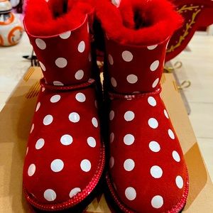 Size 1 Disney uggs